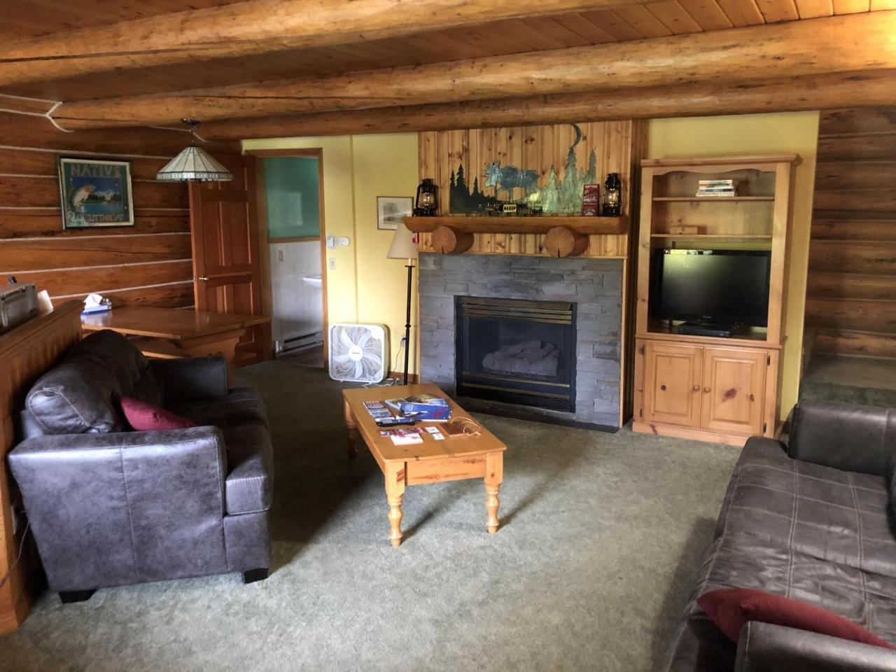 Great Northern Resort West Glacier Exterior photo