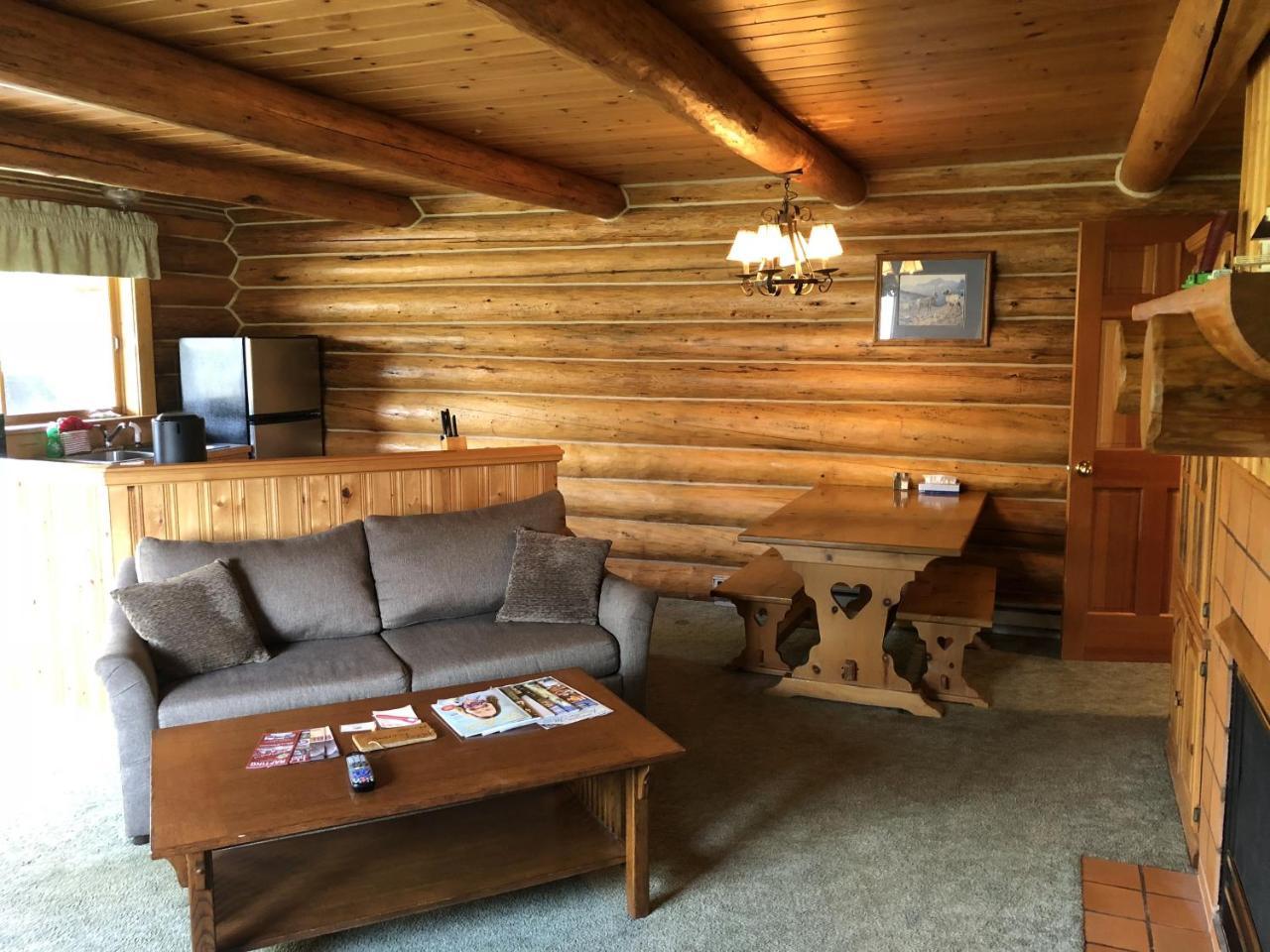 Great Northern Resort West Glacier Exterior photo