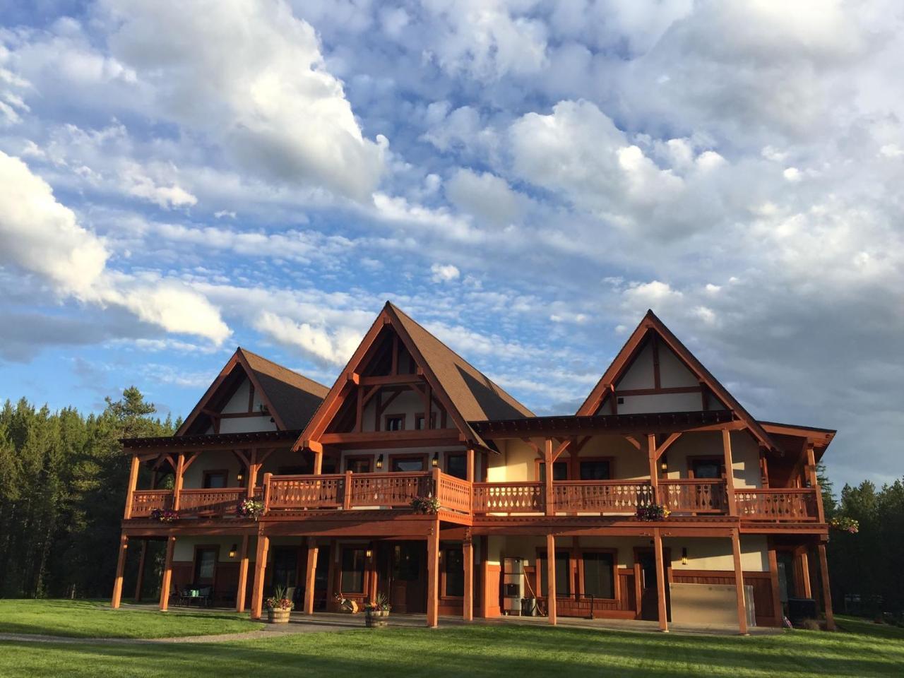 Great Northern Resort West Glacier Exterior photo