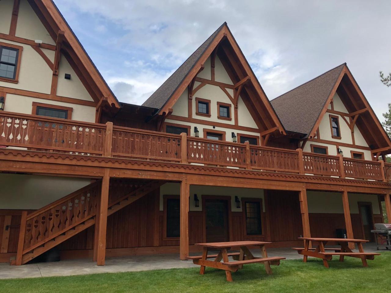 Great Northern Resort West Glacier Exterior photo