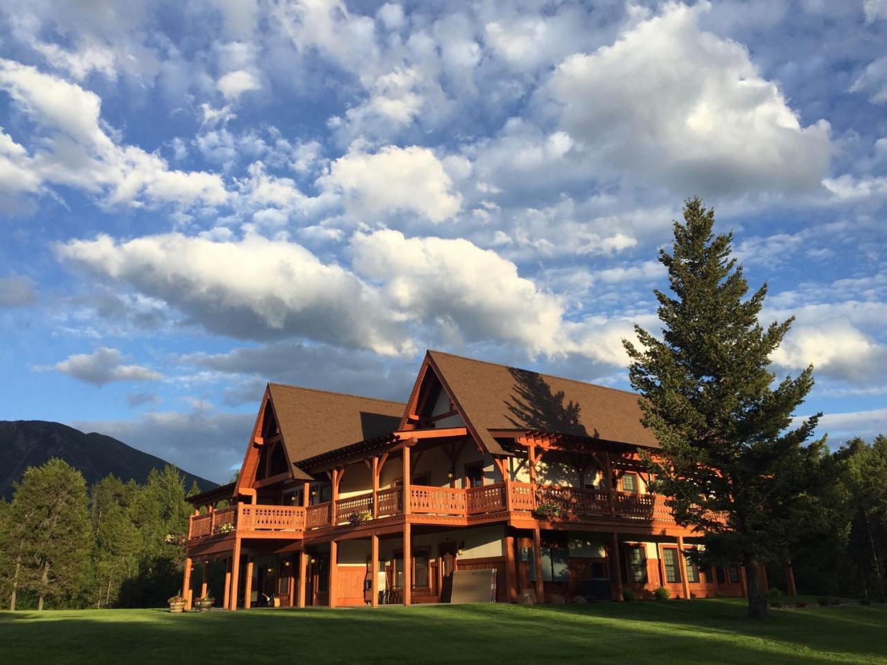 Great Northern Resort West Glacier Exterior photo